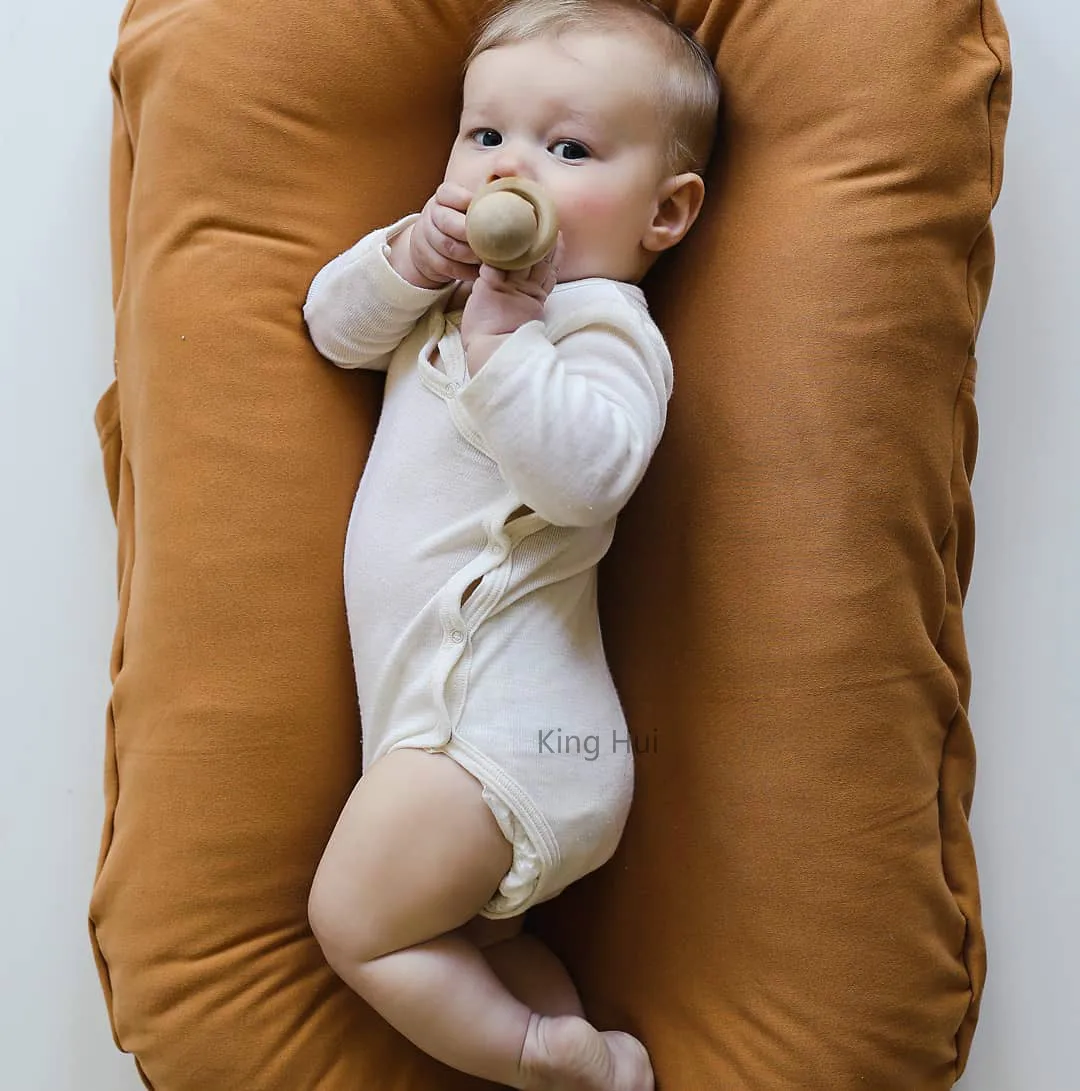 Łóżeczko dla niemowląt, przeno – Baby Nursery And Co recenzja i cena